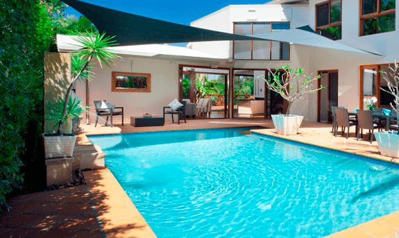 7 Powerful Reasons to Choose a Fiberglass Pool in Texas